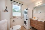 Badezimmer - Ferienhaus Haffglück mit Sauna, Kamin und Terrasse mit Haffblick - Top-Hundeurlaub