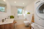 Badezimmer - Ferienhaus Haff-Liebe mit Sauna, Kamin und Sonnenterrasse - Top-Hundeurlaub