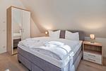 Schlafzimmer - Ferienhaus Seeadler mit Kamin, Sauna und Terrasse - Top-Hundeurlaub