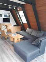 Wohnzimmer - Nurdachhaus FUEST - Top-Hundeurlaub