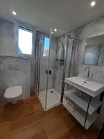 Badezimmer - Nurdachhaus FUEST - Top-Hundeurlaub