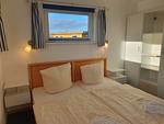 Schlafzimmer - Floating Houses - "schwimmende Ferienhäuser" in Kröslin - Haus 2 - Top-Hundeurlaub