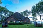 Reetdachhaus - HW App. 1 - Top-Hundeurlaub