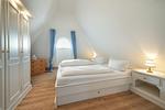 Schlafzimmer - Uaster Reeg II - Maisonette - Top-Hundeurlaub