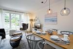 Wohnzimmer - Haus Shelly - Top-Hundeurlaub