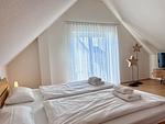 Schlafzimmer 2 - Doppelbett - Ferienwohnung Strandgut - Top-Hundeurlaub