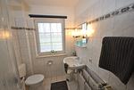 Badezimmer - Ferienhaus Medemstern II - Top-Hundeurlaub