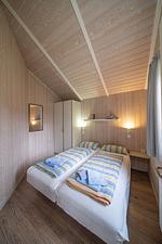 Schlafzimmer mit Doppelbett - Ferienhaus Nordseeparadies - Top-Hundeurlaub