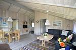 Wohnzimmer mit Essbereich - Ferienhaus Stüven - Top-Hundeurlaub