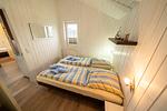 Schlafzimmer mit Doppelbett - Ferienhaus Wyk auf Föhr - Top-Hundeurlaub