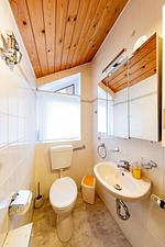 Gäste WC - Ferienhaus Zavelberg - Top-Hundeurlaub
