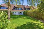 Blick aus dem Garten zur Terrasse - Kuttels Koje - Top-Hundeurlaub