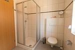 Badezimmer - Ferienwohnung Dat Ferienhus Norddeich Whg. 7 - Top-Hundeurlaub