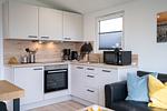 Küche / Küchenzeile - Ferienhaus "Sonneneck", eingezäuntes Grundstück (114) - Top-Hundeurlaub