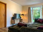 Blick in den Wohnbereich - Wohnung 04 - Achterwind - Top-Hundeurlaub