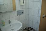 Badezimmer - Nurdachhaus FUXBAU - Top-Hundeurlaub
