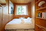Schlafzimmer mit Doppelbett - Chalet Sönderli - Top-Hundeurlaub