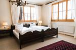 Schlafzimmer mit Doppelbett - Chalet Theresia - Top-Hundeurlaub