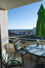 Inselblume 74 - Ferienwohnung mit Balkon am Yachthafen - Top-Hundeurlaub