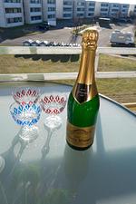 Inselblume 74 - Ferienwohnung mit Balkon am Yachthafen - Top-Hundeurlaub