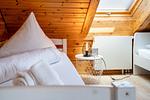 Schlafzimmer - Ferienwohnung "Binnenwasserblick" - Top-Hundeurlaub