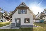 Fassade / Eingang - Ferienhaus Örnie mit Sauna, Kamin und Sonnenterrasse - Top-Hundeurlaub