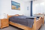 Schlafzimmer - Wiesenweg W04 B - Top-Hundeurlaub