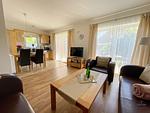Cuxland-Fewo-Service - Residenz Grantz - Wohnung 1  - Wohnzimmer - Residenz Grantz Wohnung 1 - Top-Hundeurlaub