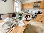 Cuxland-Fewo-Service - Residenz Grantz - Wohnung 3  - Küche - Esszimmer - Residenz Grantz Wohnung 3 - Top-Hundeurlaub