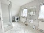 Cuxland-Fewo-Service - Residenz Grantz - Wohnung 3  - Badezimmer - Residenz Grantz Wohnung 3 - Top-Hundeurlaub