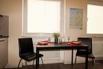 Cuxland-Fewo-Service - Haus Frauenpreis-Wohnung 68 - Wohn-Schlazimmer-Küchenzeile - Haus Frauenpreiss Wohnung 68 - Top-Hundeurlaub