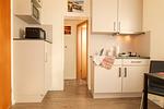 Cuxland-Fewo-Service - Haus Frauenpreis-Wohnung 68 - Wohn-Schlazimmer-Küchenzeile - Haus Frauenpreiss Wohnung 68 - Top-Hundeurlaub