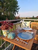 Balkon - TiefBlick - Top-Hundeurlaub