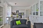 Heller Wohn- und Essbereich in der Ferienwohnung Ocean Breeze No 6  – modern, gemütlich, strandnah - Ocean Breeze No 6 - Top-Hundeurlaub