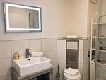 Badezimmer - Haus Poststraße 1a Fewo 18 - KLEINE SCHWALBE - Top-Hundeurlaub