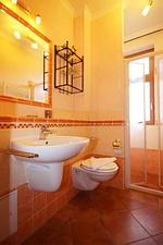 Badezimmer - Villa Käthe Fewo 5a - Top-Hundeurlaub