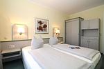 Schlafzimmer - Appartementanlage Ostseeblick - Fewo Rügen 12 - Top-Hundeurlaub