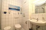 Badezimmer - Appartementanlage Ostseeblick - Fewo Rügen 12 - Top-Hundeurlaub