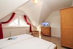 Schlafzimmer - Haus Olymp Fewo 28 - Top-Hundeurlaub