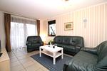 Wohnzimmer - Ferienanlage Dröse, Haus 8a - Fewo 8 (rolli-gerecht) - Top-Hundeurlaub