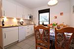 Küche / Küchenzeile - Ferienanlage Dröse, Haus 8a - Fewo 8 (rolli-gerecht) - Top-Hundeurlaub
