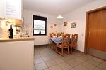 Küche / Küchenzeile - Ferienanlage Dröse, Haus 8a - Fewo 8 (rolli-gerecht) - Top-Hundeurlaub