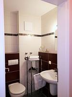 Badezimmer - Villa Rerik Haus 1 Fewo 4 - Top-Hundeurlaub