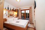 Schlafzimmer - Appartementhaus Seewind Fewo 2 - Top-Hundeurlaub