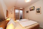 Schlafzimmer - Appartementhaus Seewind Fewo 5 - Top-Hundeurlaub