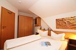 Schlafzimmer - Appartementhaus Seewind Fewo 5 - Top-Hundeurlaub