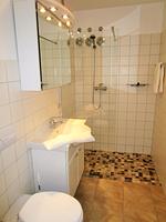 Badezimmer - Gutshof Dornbusch Fewo 1 - AM BRUNNEN - Top-Hundeurlaub