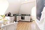 Küche / Küchenzeile - Ostseeresidenz Appartements Wischuer Fewo 37 - Top-Hundeurlaub