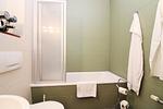 Badezimmer - Ostseeresidenz Appartements Wischuer Fewo 37 - Top-Hundeurlaub