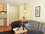 Wohnzimmer - Haus Ostseewelle Fewo 4 - Top-Hundeurlaub